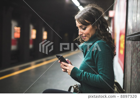 8897320
