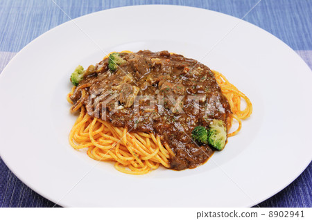 美味的肉醬意大利面 8902941