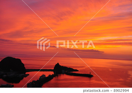 Shiretoko Cape at dusk 8902994