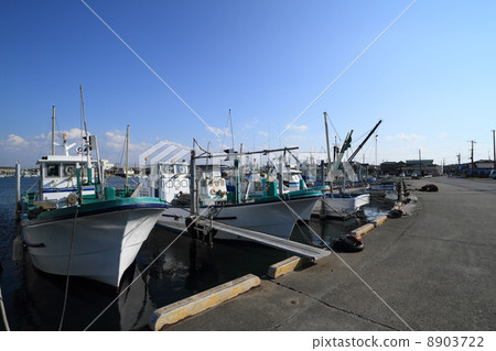 Futtsu fishing port in Futtsu inner chamber 8903722