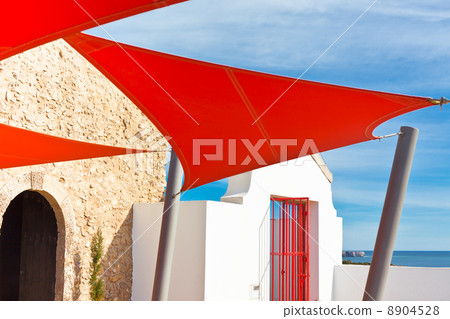 Bright Red Sunshade at White House 8904528