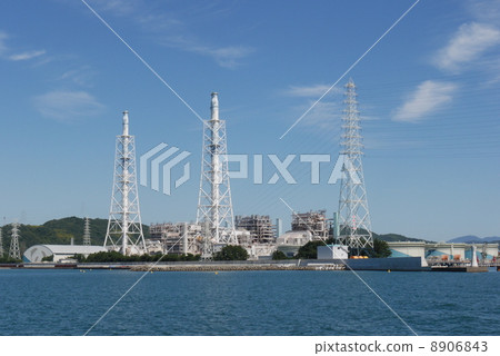 View of thermal power plant in Kainan City, Wakayama View of thermal power plant in Kainan City, Wakayama 8906843