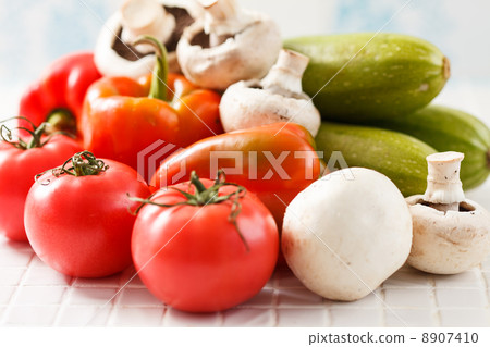 fresh vegetables 8907410
