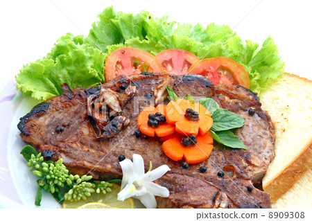 T Bone Pepper Steak 8909308