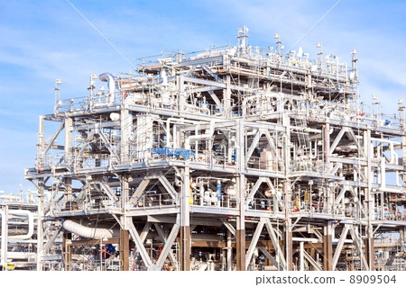 LNG Refinery Factory 8909504