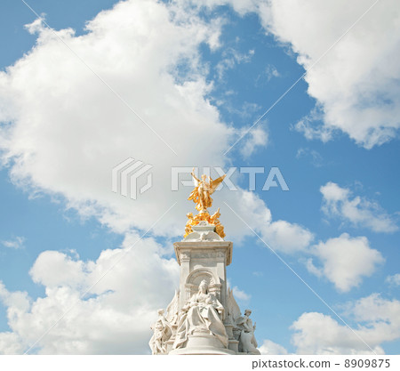 Queen Victoria Memorial monument Queen Victoria Memorial monument 8909875