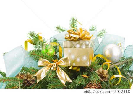 fir tree and christmas decorations with gift box fir tree and christmas decorations with gift box 8912118