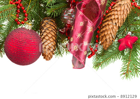 fir tree with red christmas decorations and cones fir tree with red christmas decorations and cones 8912129