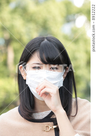 Women masked Women masked 8912222