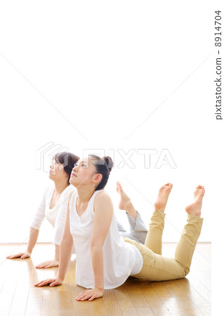 瑜伽 8914704