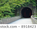 A tunnel 8918423