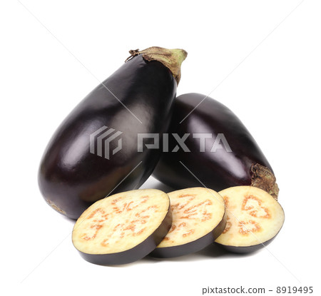 Slices of eggplant or aubergine vegetable. 8919495