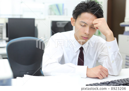 一個累了的商人 一個累了的商人 8923206