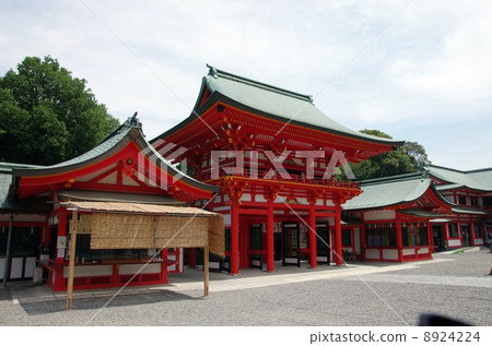 Omi Jingu Shakamon門 8924224