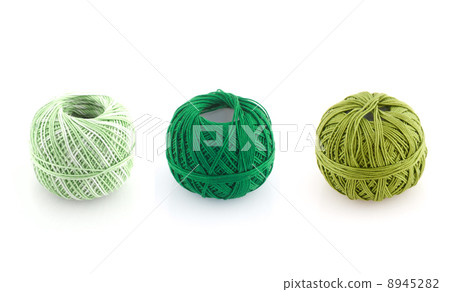 Spools and needle Spools and needle 8945282