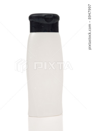 White shampoo bottle White shampoo bottle 8947997
