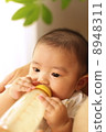 寶寶喝牛奶 8948311