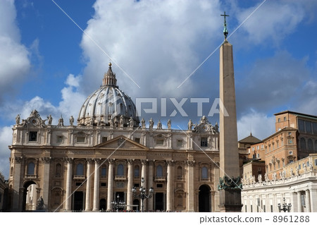 Vatican City San Pietro Temple Vatican City San Pietro Temple 8961288