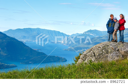 Summer Lake Como view (Italy) and family Summer Lake Como view (Italy) and family 8962721