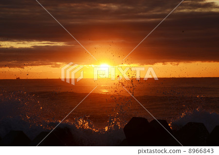 Sunrise Sunrise 8966843