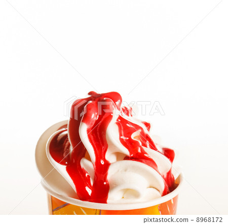 ice cream 8968172