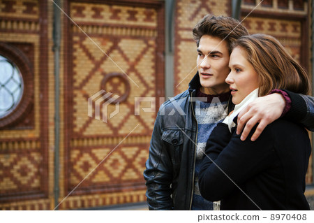 Young couple waiting for a train 8970408
