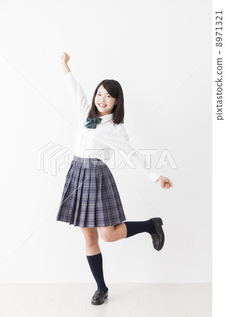 high school girl  8971321