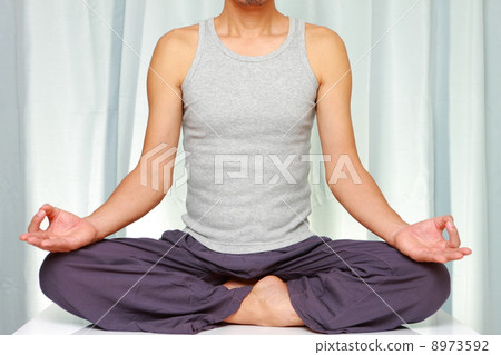 冥想的男人 冥想的男人 8973592