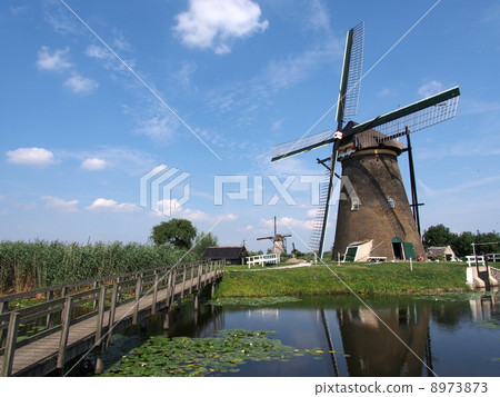 世界遺產荷蘭風車網絡的小孩堤防 8973873