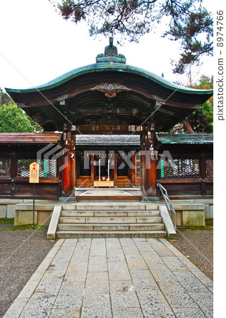 "Kamon gate" of Uesugi Shrine (inside of Yonezawa Castle / in Yonezawa-shi, Yonezawa-shi, Marunouchi) 8974766