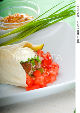 falafel wrap falafel wrap 8976618