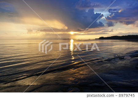 Sea sunset Sea sunset 8979745
