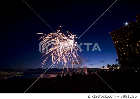 Tropical fireworks 8981186
