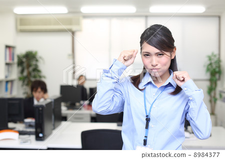 憤怒的新兵 憤怒的新兵 8984377
