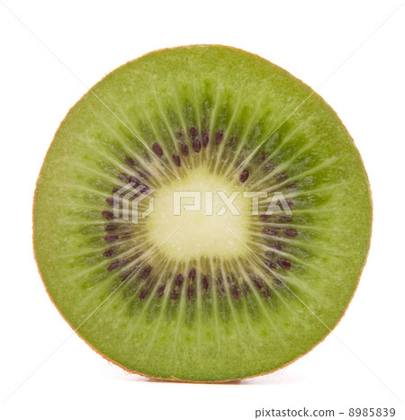 Sliced kiwi fruit half 8985839