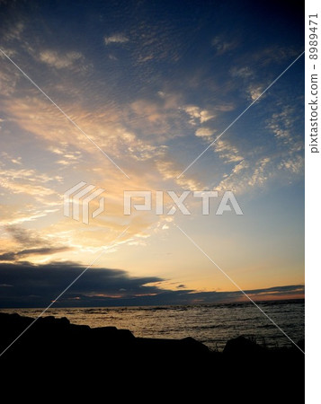 A sunset A sunset 8989471