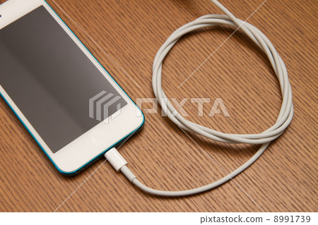 Information terminal image such as DAP or smartphone while charging 8991739