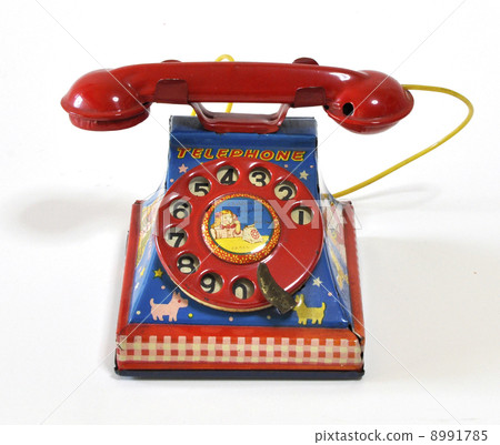 Tin teles Japanese made toys in the 1950s Tin teles Japanese made toys in the 1950s 8991785