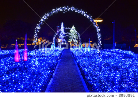 別墅村的照明 8993891