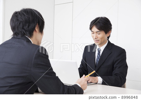 談話的商人 談話的商人 8996848