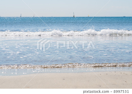 Sea to watch from Yuigahigahama 8997531