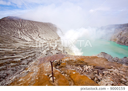 Ijen Crater Indonesia 9000159