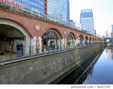 Manseibashi Viaduct (from Manseibashi) (Kandasudacho, Chiyoda Ward, Tokyo) 9001340