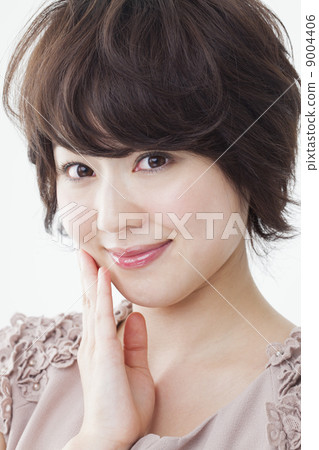 短頭髮的女人 短頭髮的女人 9004406