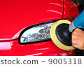Polishing the car 9005318
