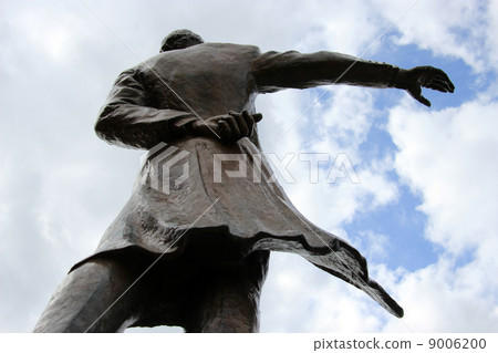 Clark statue Clark statue 9006200