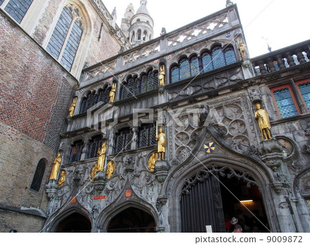 Belgium Bruges historical center Basilica of the Holy Blood Belgium Bruges historical center Basilica of the Holy Blood 9009872