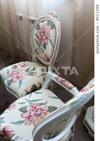 Beautiful chairs 9011398