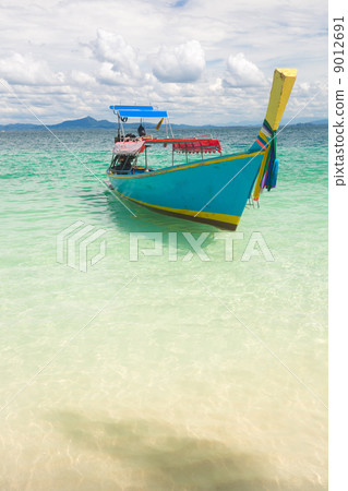 Long Tail Boat Tropical Beach 9012691