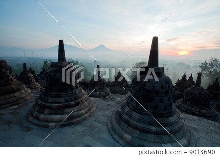 Borobudur Temple Morning Sunrise Borobudur Temple Morning Sunrise 9013690